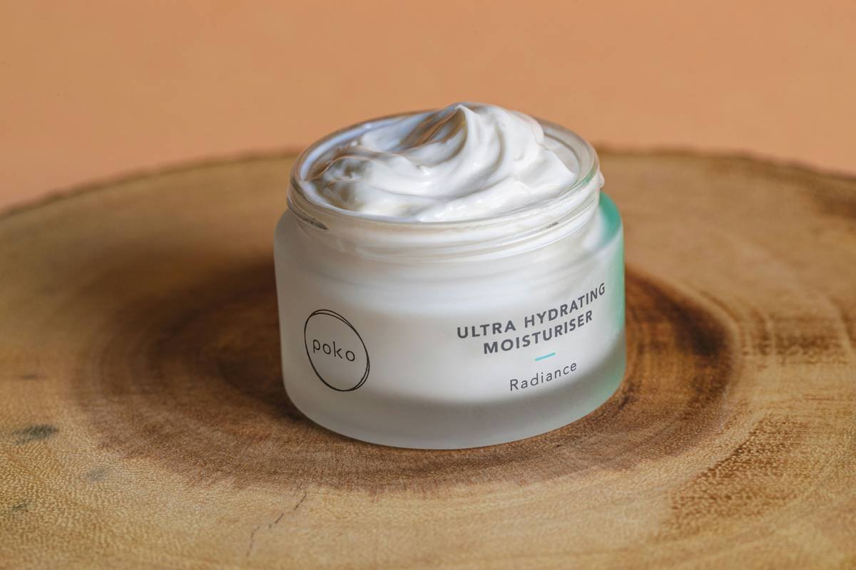 Best Tinted Moisturiser for Sensitive Skin UK: Lightweight Coverage Without the Redness